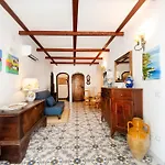 Dom wakacyjny Paradiso With Incredible Sea View By Wonder Tour *