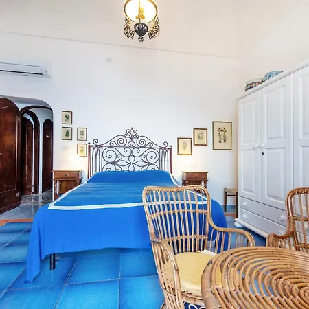 Paradiso With Incredible Sea View Holiday home *