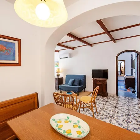 Holiday home Paradiso With Incredible Sea View